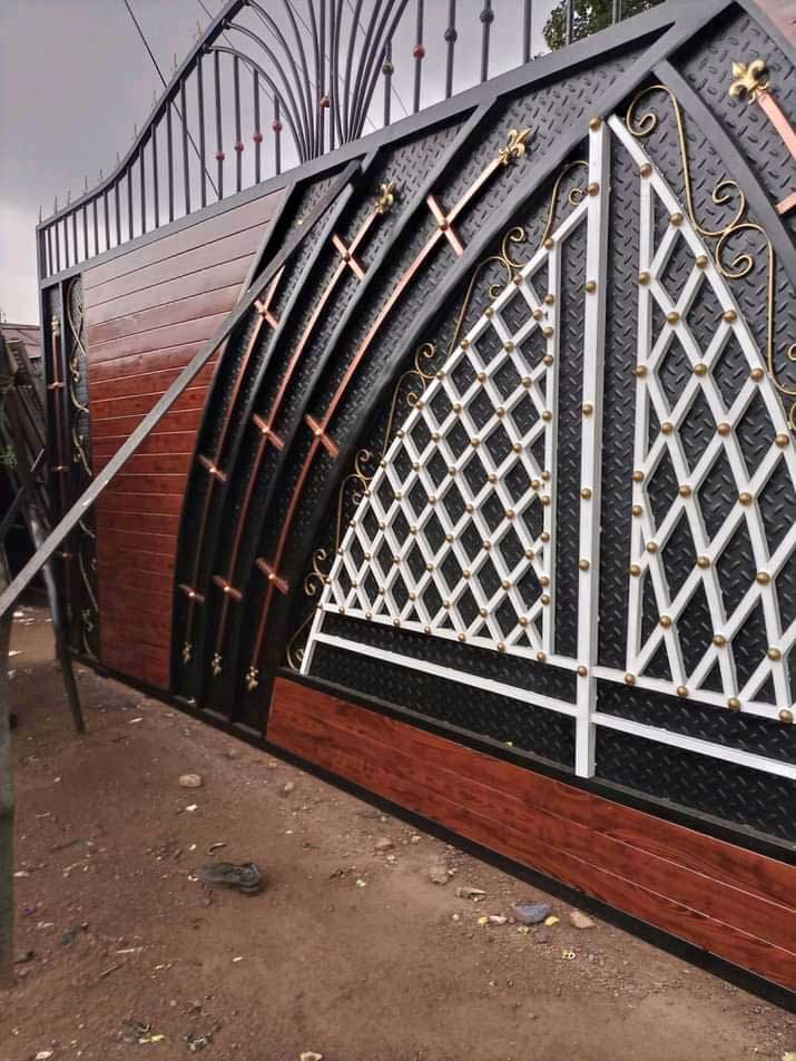 Metallic Gates in Uganda. Steel, Metal Welding And Fabrication in Kampala Uganda. Metal Engineering Works, Metal Welders, Steel Fabrication, Metal Fabrication in Kampala Uganda, MI Engineering Concepts Ltd, Ugabox