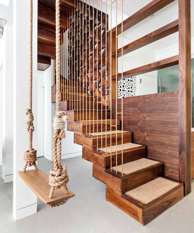 Wood Staircase in Kampala Uganda. Wood Construction: Carpentry Services, Wood Interior Design And Installation in Uganda. Luxury Wood Stairs, House, Hotel And Apartments Office Manufacturing And Supply in Uganda. Office Furniture, Home Furniture, Hotel Furniture, Wood Furniture Manufacturer in Uganda, Erimu Company Ltd, Namagoma Furniture Factory on Masaka Road Wakiso Uganda, Ugabox