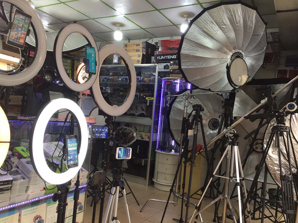 Phone Video and Photography Lighting Equipment in Uganda. Video & Photography Lighting Equipment. Professional Photography, Film, Video, Cameras & Equipment Shop in Kampala Uganda, Ugabox