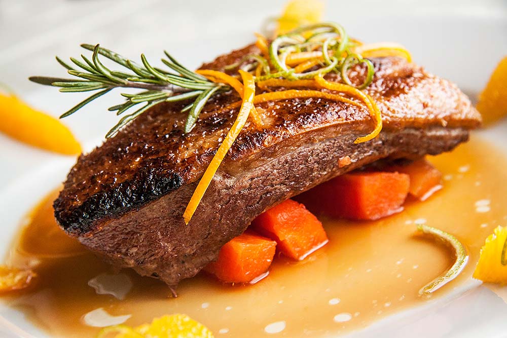 Club 10 Kyanja Kampala Uganda, Bar & Gardens