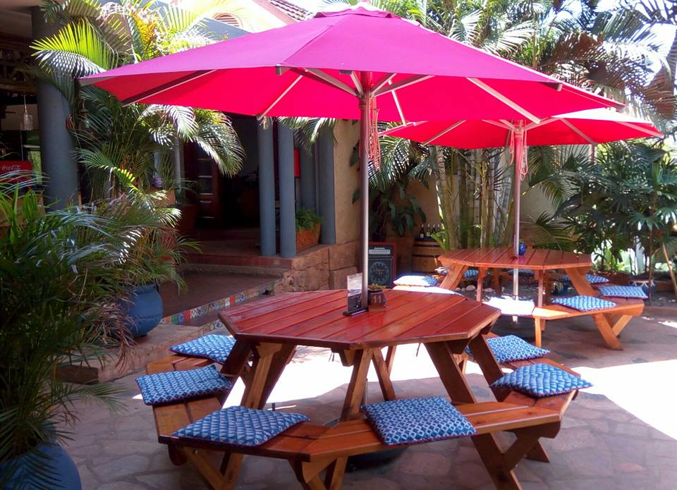 Olives Restaurant & Bar Naguru Kampala Uganda, Good food in Kampala, Food & Drink, Top Bar, Top Restaurant, Lounge, Top Bar and Lounge, Food, Beer, Wine, Spirits, Cocktail bar, Amazing beer prices, Cheap Beer, Great Place to Drink after work, Gins and local beers, grilled food and wood-fired pizzas,  Chatting and Drinking, Chilling with friends and mates, Date night, Eating and Drinking, Private parties, Drinking and Dancing, Cocktail Bar, Lounge Bar, Party Bar, Kampala Pub, Lively DJ nights,  Lively Music, Great Beer Drink Out, Tasteful Delicious food in Kampala, Amazing Drinking Joint in Kampala Uganda, Ugabox