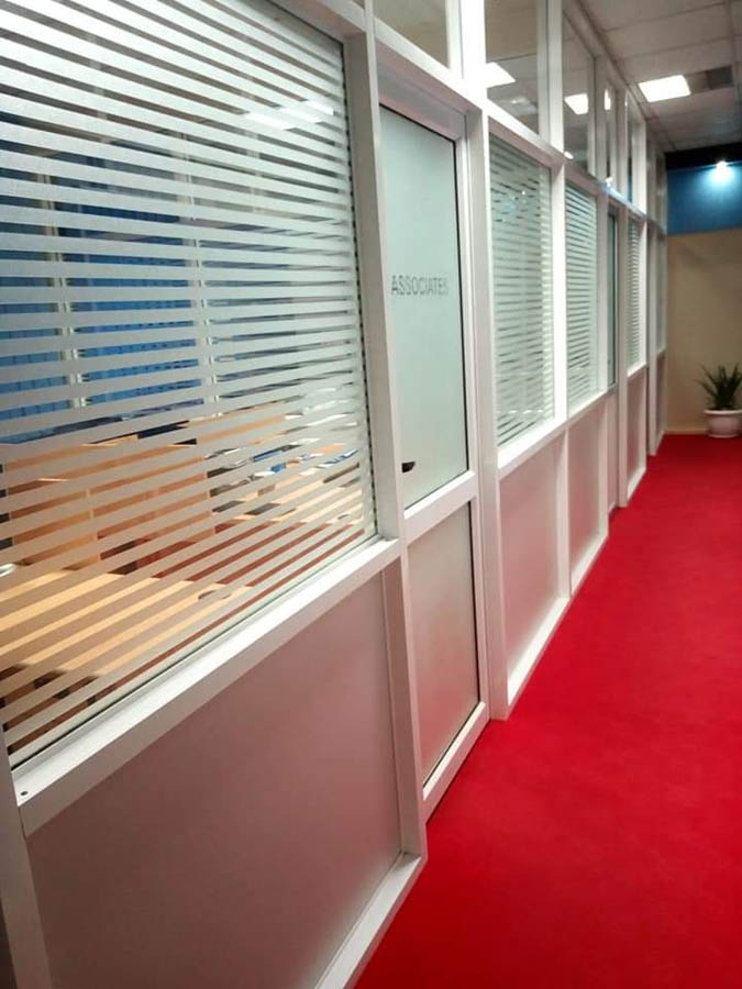 Aluminium Profile Office Partitioning in Kampala Uganda, Aluminium Design Works/Installation and Glass Works in Uganda, Luxury Aluminium and Glass Solutions Uganda, Ugabox