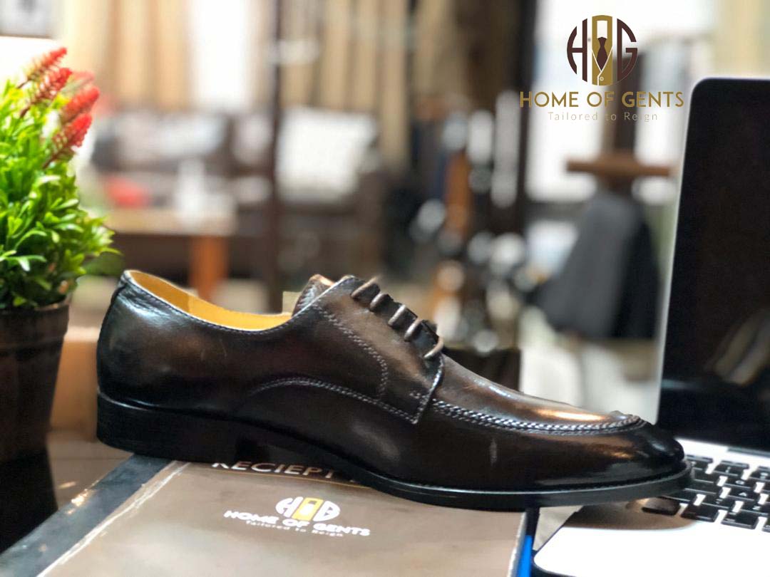 Quality Men's Shoes for Sale in Kampala Uganda, Wedding Shoes in Uganda, Office and Casual Shoes in Shop/Store in Kampala Uganda, Home of Gents Uganda, Ugabox