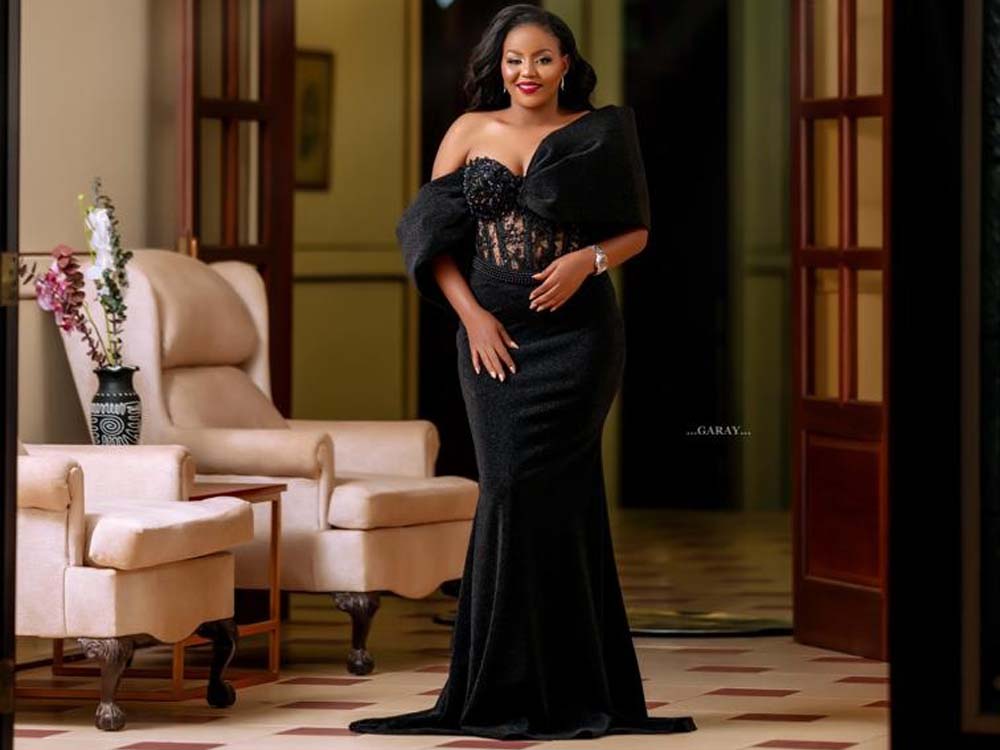 Kabejja Brand Suits Uganda for: Bespoke Suits, Tailored Men's Suits, Wedding Suits, Prom Suits, Women Clothing, Custom Tailor Made Fitting Fashion Wear in Kampala Uganda, Ugabox