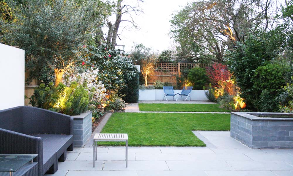 Iconic Hedges, Gardeners, Gardens, Kampala Uganda Gardening and Landscaping, Home Decor, Interior & Exterior Design, Herbs, Flowers, Flower Pots Kampala Uganda, Ugabox