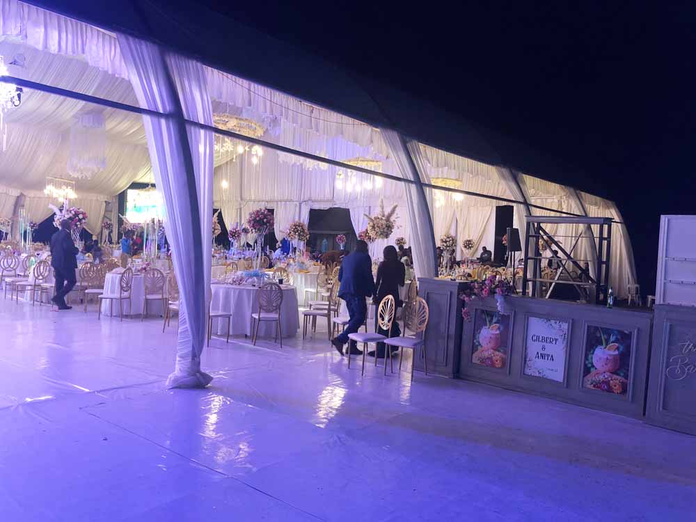 Akamwesi Gardens Uganda Services: Party Venue, Weddig Gardens, Introduction Gardens, Give Away Ceremony Gardens, Kids Birthday Parties Gardens. Akamwesi Gardens Can Accommodate More Than 1000 People In Event Attendance. Venue And Gardens For Hire in Kampala Uganda. Ugabox