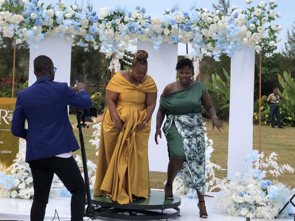 Kigo Gardens Uganda. Services: Wedding Gardens, Wedding Reception Venue, Bridal Gardens, Party Venue, Music Festival Venue, Events Venue in Uganda. Wedding Reception Decoration By Palette Events Uganda. Kigo Gardens Location: Inbetween Kigo Prisons and Mirembe Villas Kigo near Serena Hotel Kigo, Enroute Kajjansi-Munyonyo Speke Resort Kampala Entebbe Express Highway, Central Uganda, Wakiso District, Uganda. Ugabox