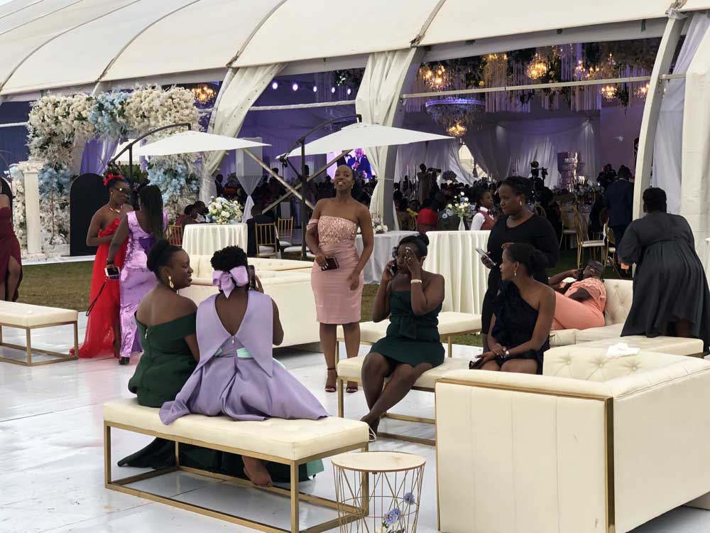 Wedding Gardens in Kampala Uganda. Wedding Venue, Party Venue, Graduation Venue, Music Festival Venue, Picnic Venue and Get Together Party Venue in Uganda. Kigo Gardens are beautiful gardens for all party events: Weddings, Introductions, Give Away Ceremonies, Kids Birthday Parties in Kampala Uganda, Ugabox