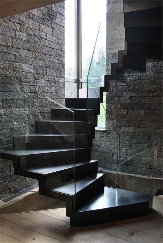 Granite/Marble Staircases Installation Services in Kampala Uganda. Stone Floor Installation Company in Uganda. Building Contractor Services: Varni Granite, Marble And Terrazzo, Ugabox