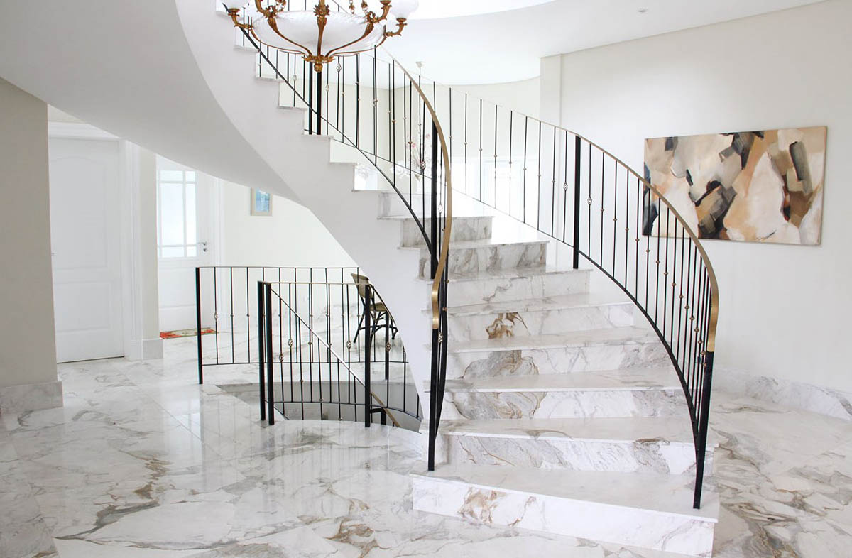 Granite/Marble Staircases Installation Services in Kampala Uganda. Stone Floor Installation Company in Uganda. Building Contractor Services: Varni Granite, Marble And Terrazzo, Ugabox