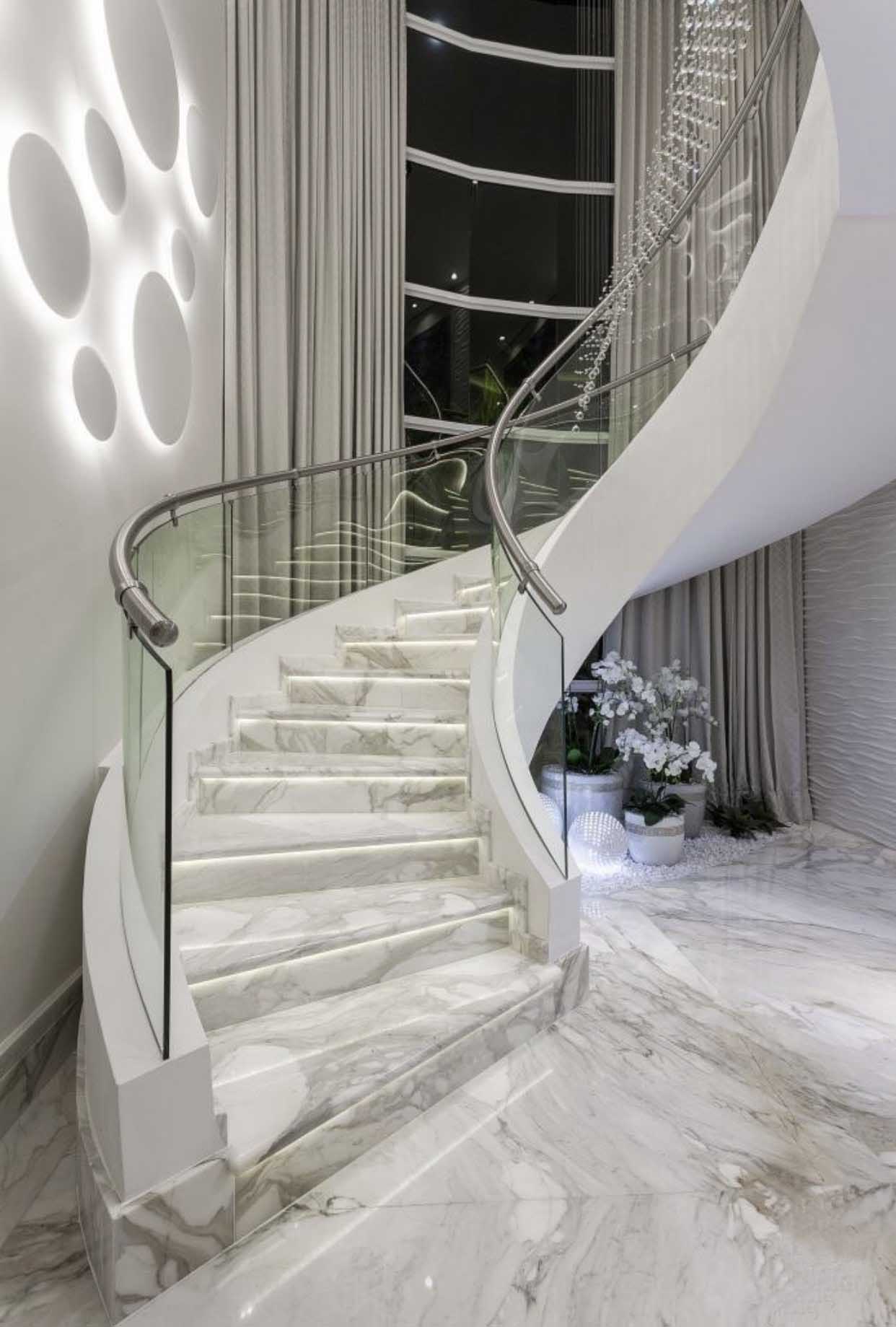 Granite/Marble Staircases Installation Services in Kampala Uganda. Stone Floor Installation Company in Uganda. Building Contractor Services: Varni Granite, Marble And Terrazzo, Ugabox
