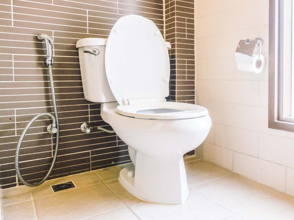 Modern Toilets in Uganda, Close Coupled Toilets, Sanitaryware, Bathroom Accessories in Uganda. Tik Ceramics Ltd Uganda for Supply of quality sanitaryware and tile products in Kampala Uganda. Ugabox