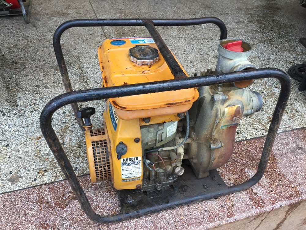 Used Kubota Engine Water Pump, Sale Price: Ugx 800,000, JM Auto Parts Uganda, Motor Spare Parts Shop in Kampala Uganda, Ugabox