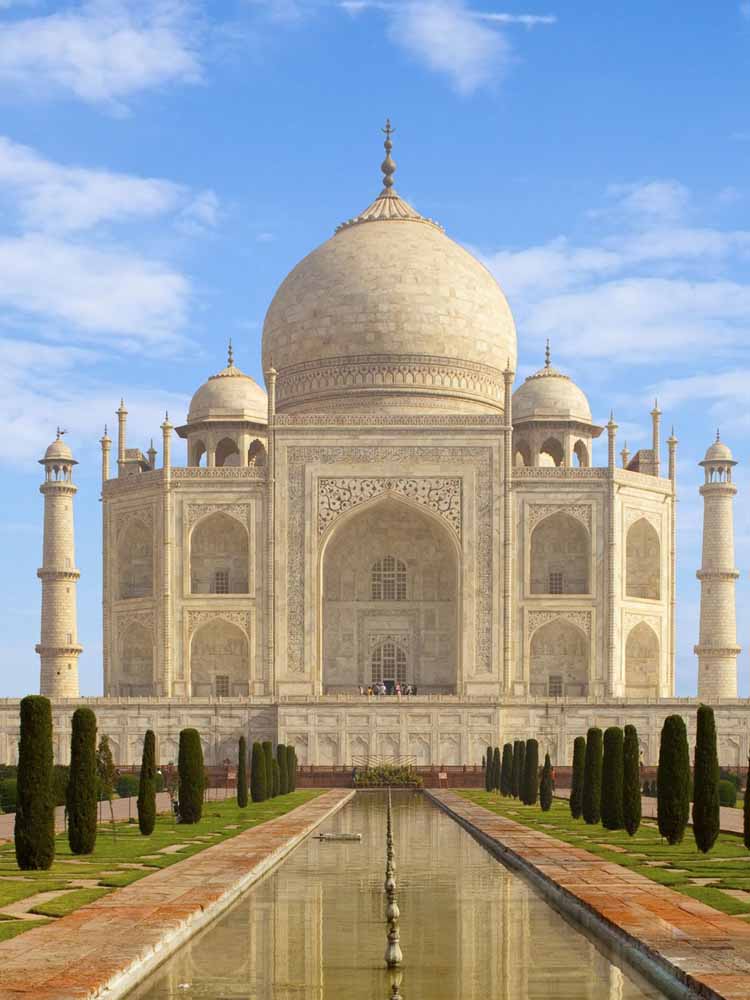 Top Attractions India. India Leading Tourist Attractions. Holiday Tours And Travel. Ugabox.com