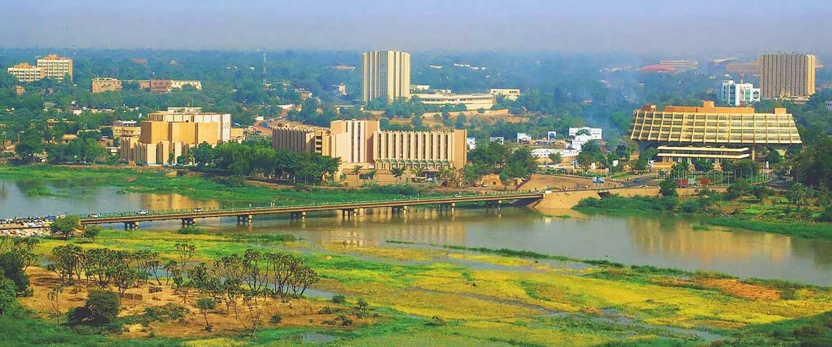 Niger. Niger Tourist Attractions. Niger Holiday Destinations, Tours And Travel. Niger Business And Investment. Information, Tourism, Trade, Brands And Companies. Ugabox.com