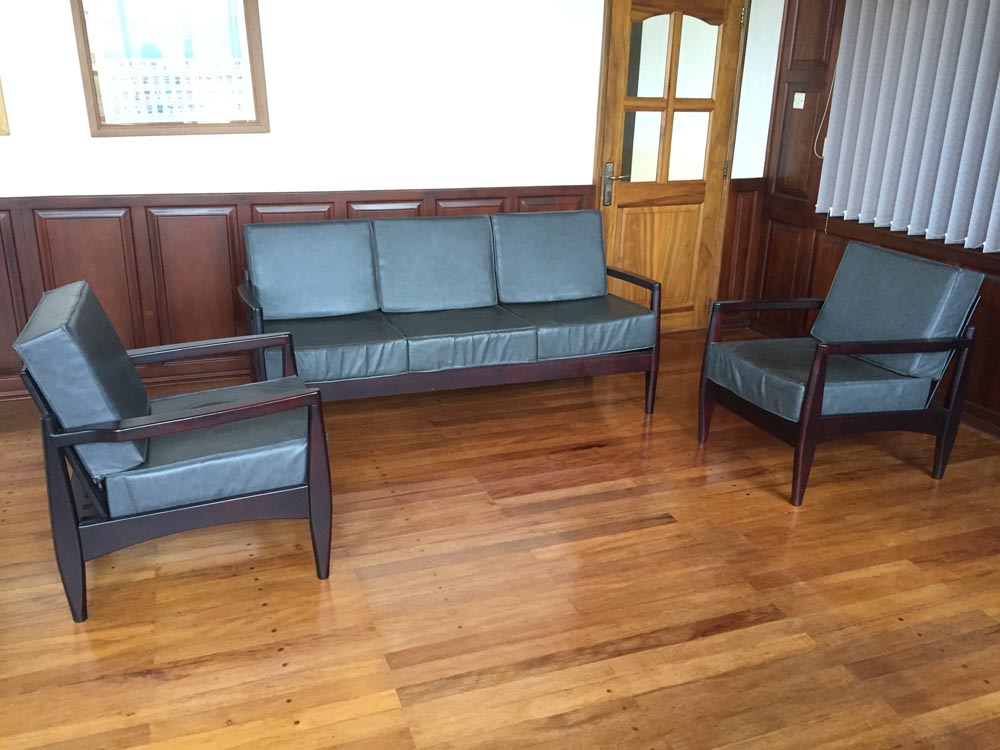 5 Seater Sofa Set for Sale in Kampala Uganda, Restaurant, home & office chair wood furniture design Uganda, Masterwood Uganda, Ugabox