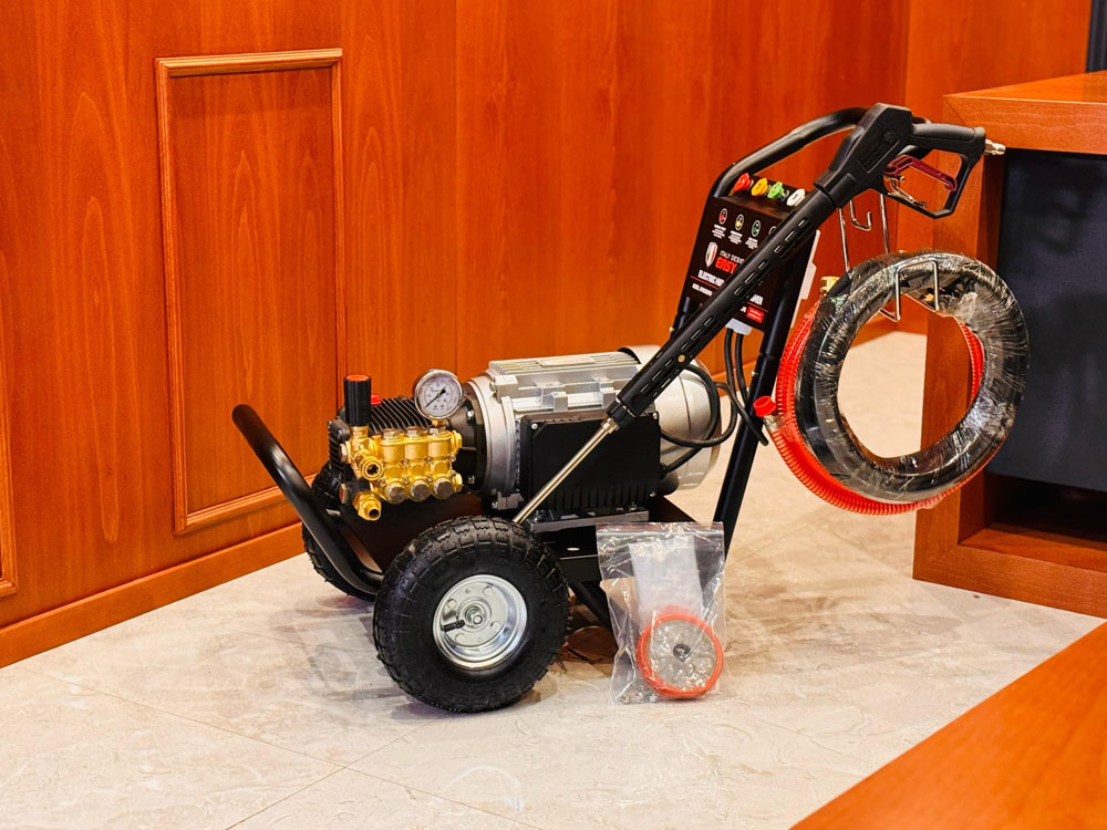 High Pressure Washer Price Uganda. UGX: 3,500,000. Electric Pressure Washer 3400 psi 5HP Motor Heavy Duty for Sale in Kampala Uganda. Farm Cleaning Equipment For Cleaning Agricultural Machinery/Equipment And Farm Surfaces. Machine World Uganda Importer, Supplier, Distributor, Assembler and Installer of Domestic and Agro Industrial Cleaning Equipment, Agro/Agricultural Machinery in Kampala-Uganda, East Africa: Kigali-Rwanda, Juba-South Sudan, DRC-Congo. Cleaning Machinery, Ugabox Marketing Platform Uganda | Ugabox.com