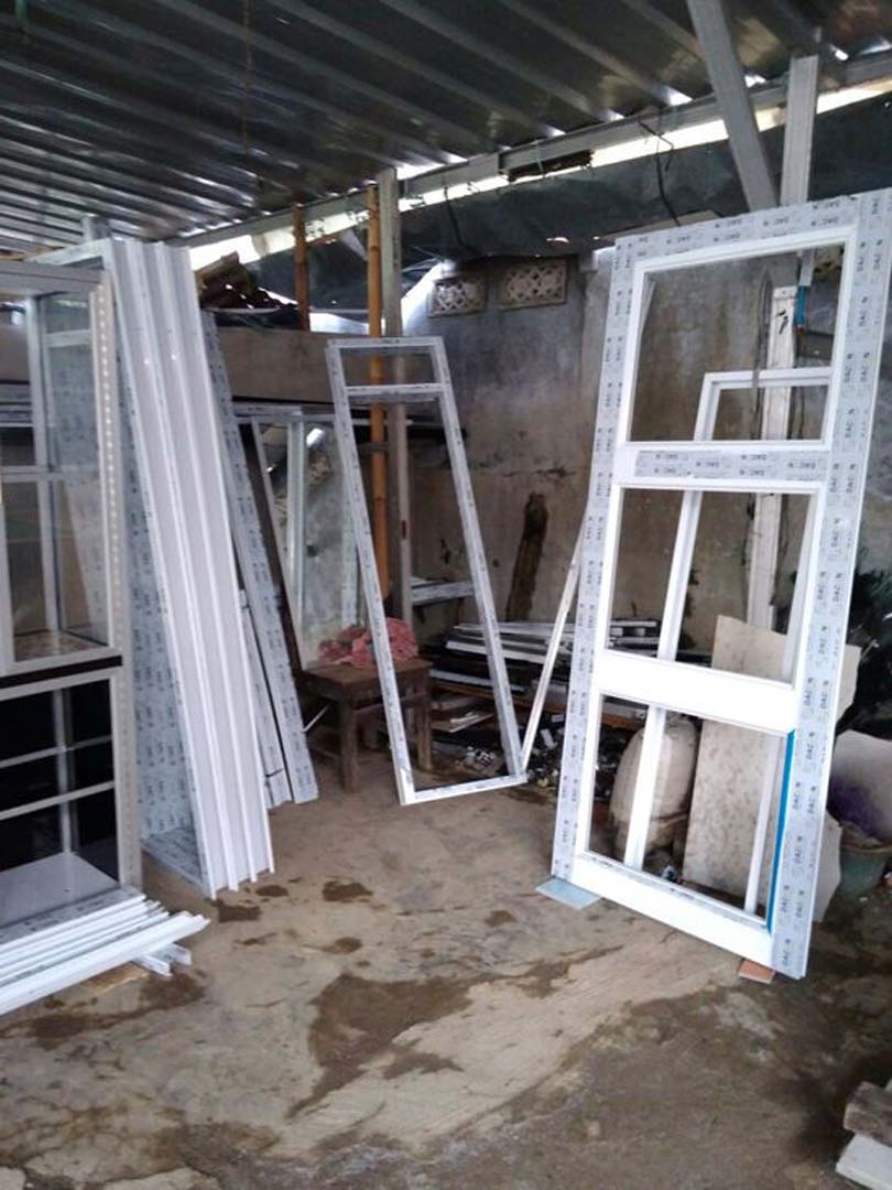 Aluminium Installation Uganda. Aluminium Doors And Windows, Glass And Aluminium Facades Installation. Aluminium Products Installation Services In Kampala Uganda. Moditec Interior Design Ltd Uganda For Professional Aluminium Installation Services In Kampala Uganda. Ugabox