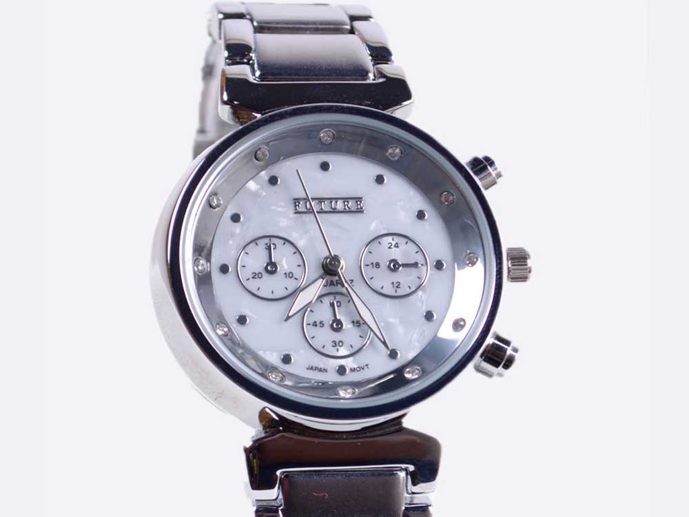 Future Watch for Sale Uganda, Code 203048 Silver Face, Essence Spa Lounge Kampala Uganda, Gift Shop Ugabox