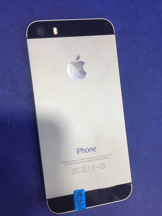 Apple iPhone 5S 16GB for Sale in Kampala Uganda, Price Ugx 400,000, Used smart phones in good condition in Uganda, Ugabox 