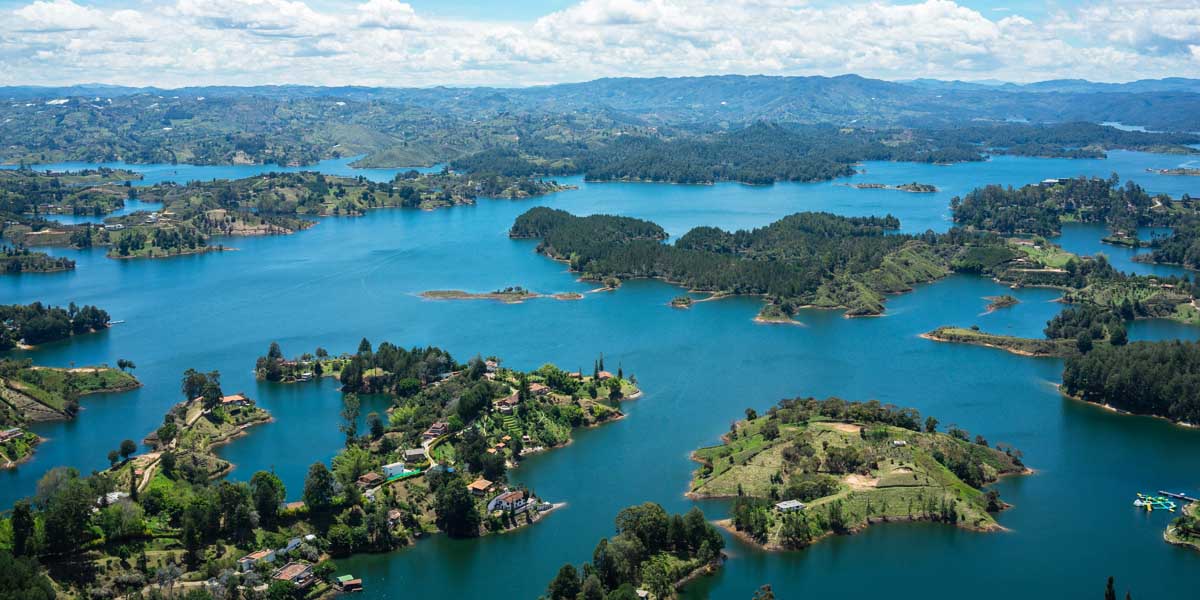 Visit Uganda for business, trade, investment and tourism: Discover the beauty of Uganda. Go on a thrilling gorilla safari in Bwindi Impenetrable Forest. Explore Uganda's National Game Parks. Uganda Safaris. Uganda Tours And Travel Africa. Ugabox.com.